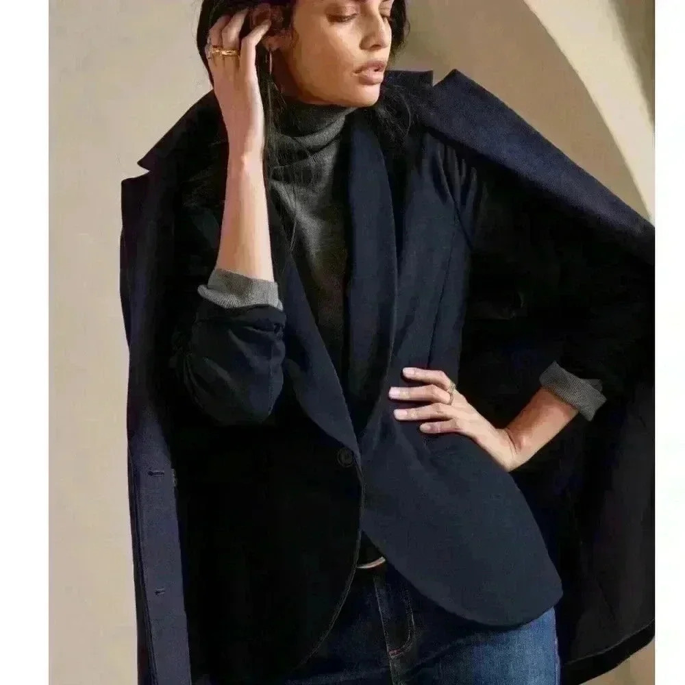 Banana Republic Slim Knit Navy Blazer